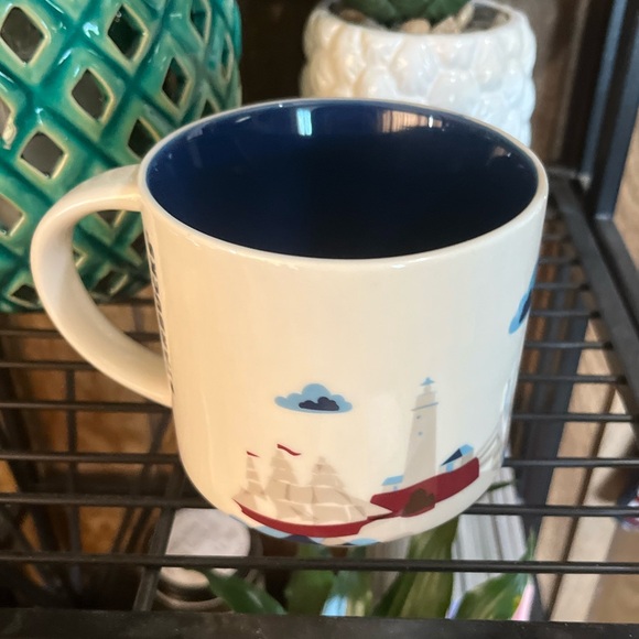 Starbucks Boston Mug - Picture 2 of 4